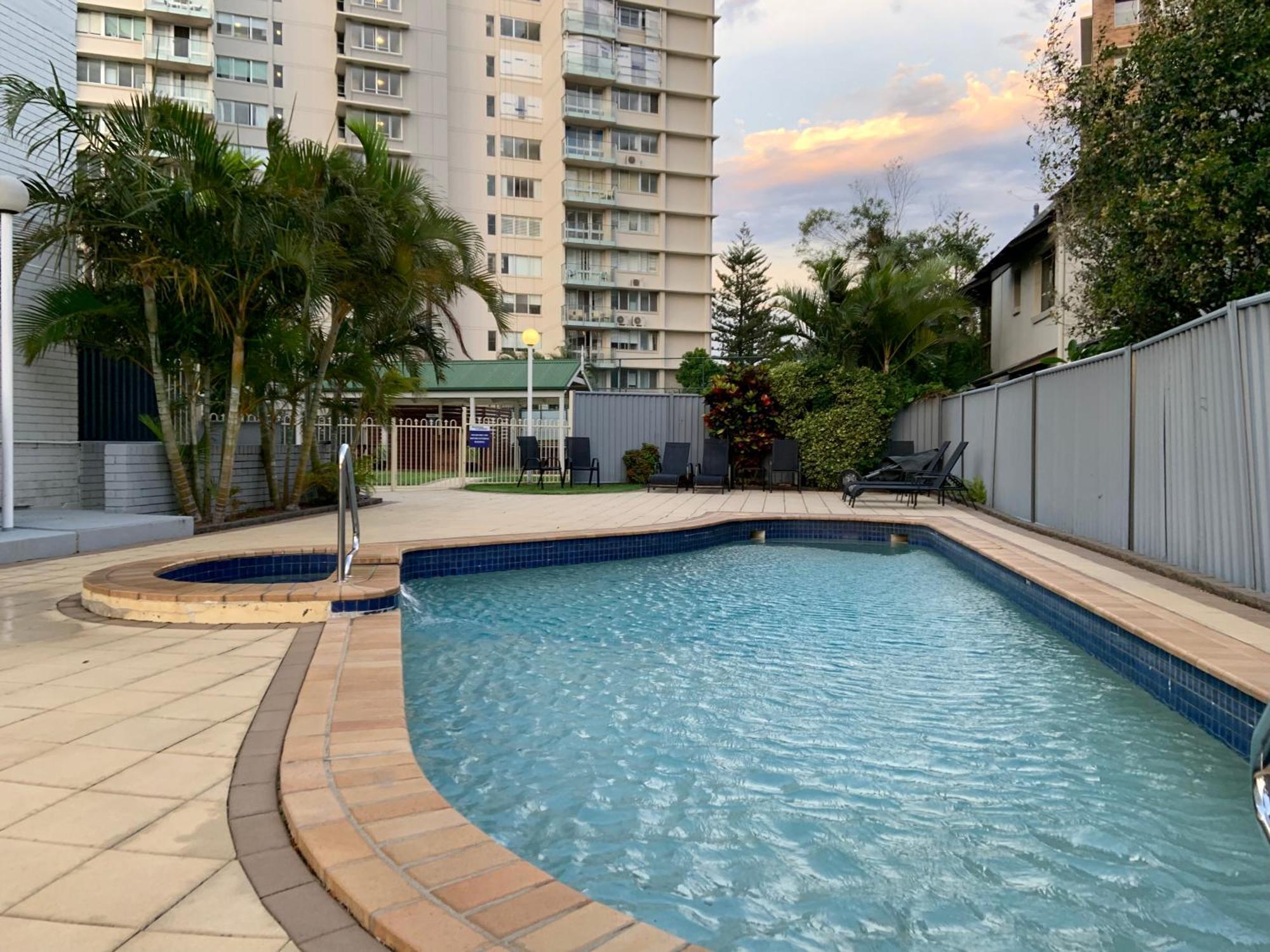 Burleigh Gardens North Hi-Rise Holiday Apartments Gold Coast Luaran gambar